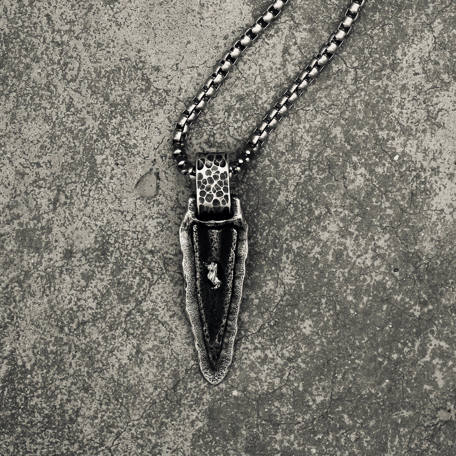 Pendere | Arrowhead